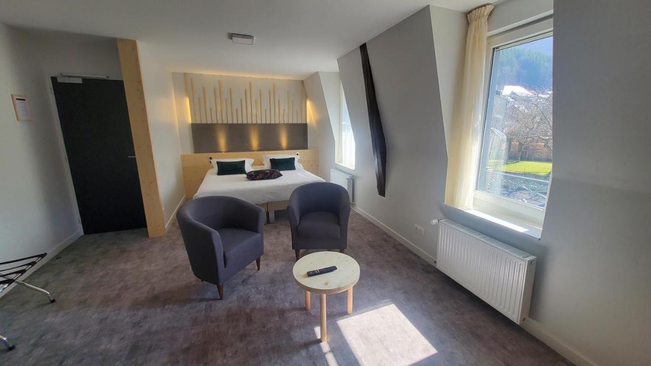 Le Castelet Hotel Le Mont-Dore Buitenkant foto