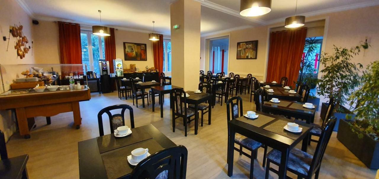 Le Castelet Hotel Le Mont-Dore Buitenkant foto