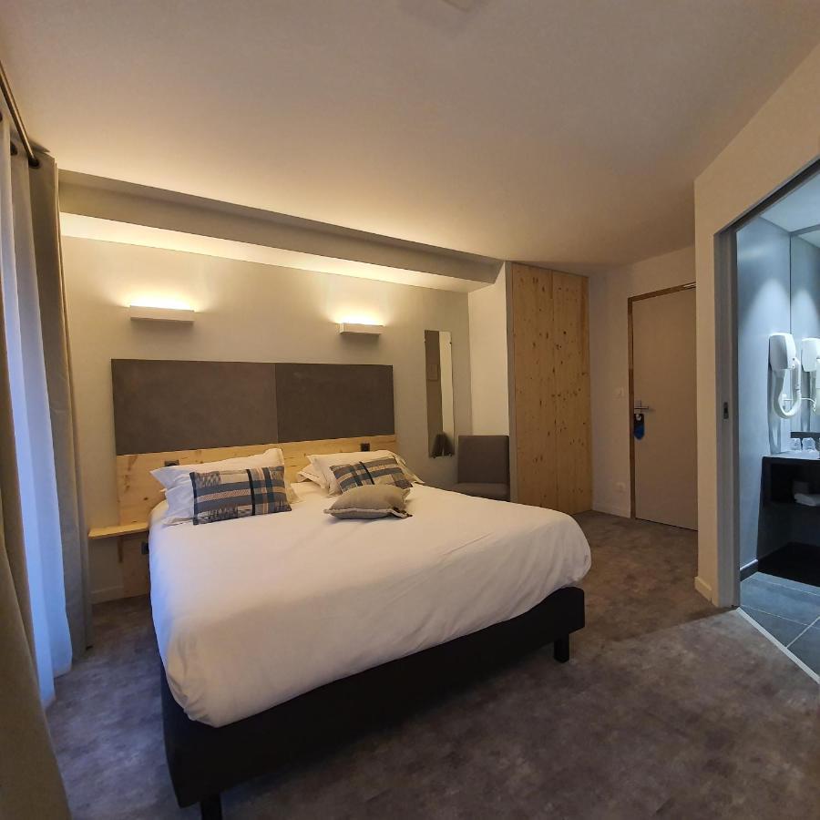 Le Castelet Hotel Le Mont-Dore Buitenkant foto