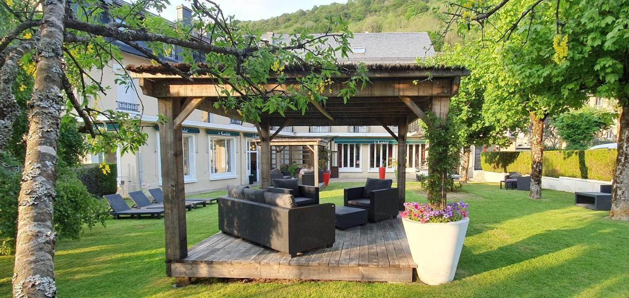 Le Castelet Hotel Le Mont-Dore Buitenkant foto